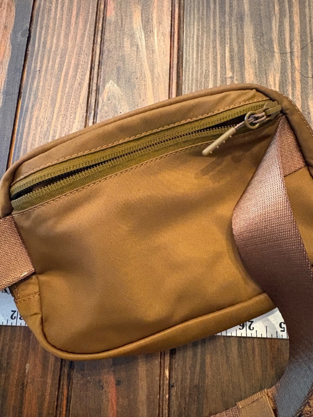 Lululemon Everywhere Belt Bum Crossbody Bag Gold - Picture 8 of 8